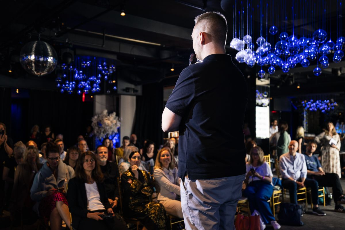 Michael Holtappels speaking to an audience at the Expert Congress in New York